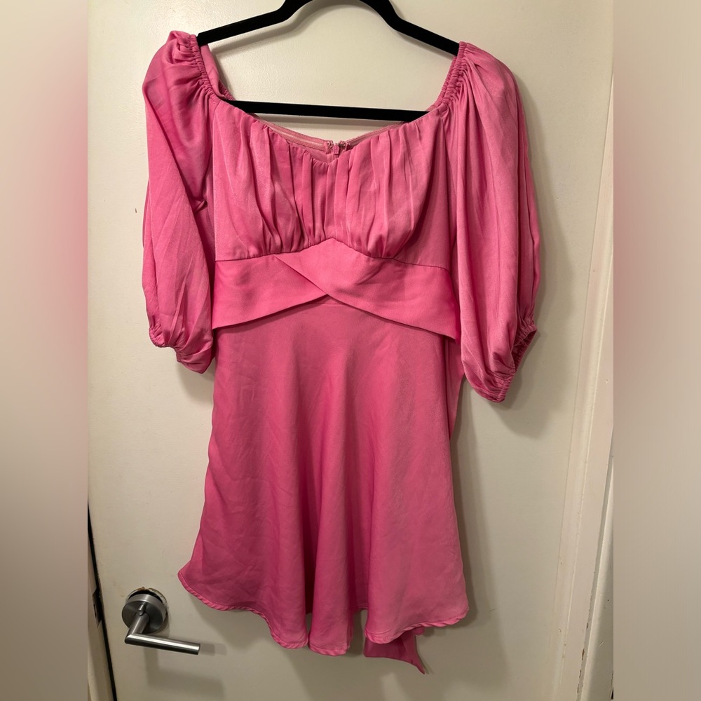 One and Only Pink Puffy Sleeve Mini with Back belt - Picture 4 of 6